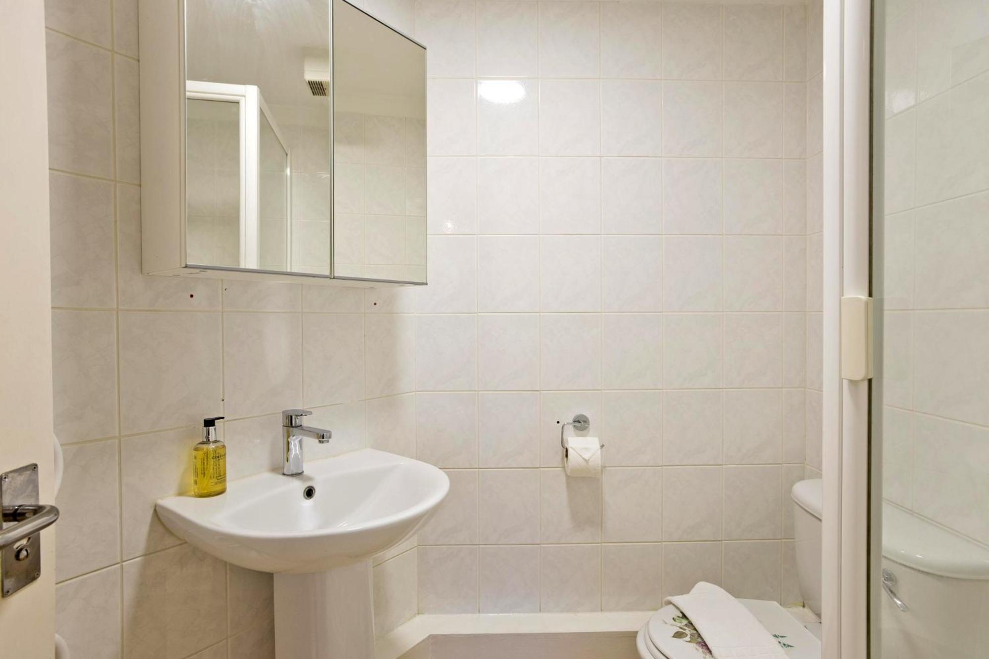 Imperial Meridian Place Apartment London Eksteriør billede